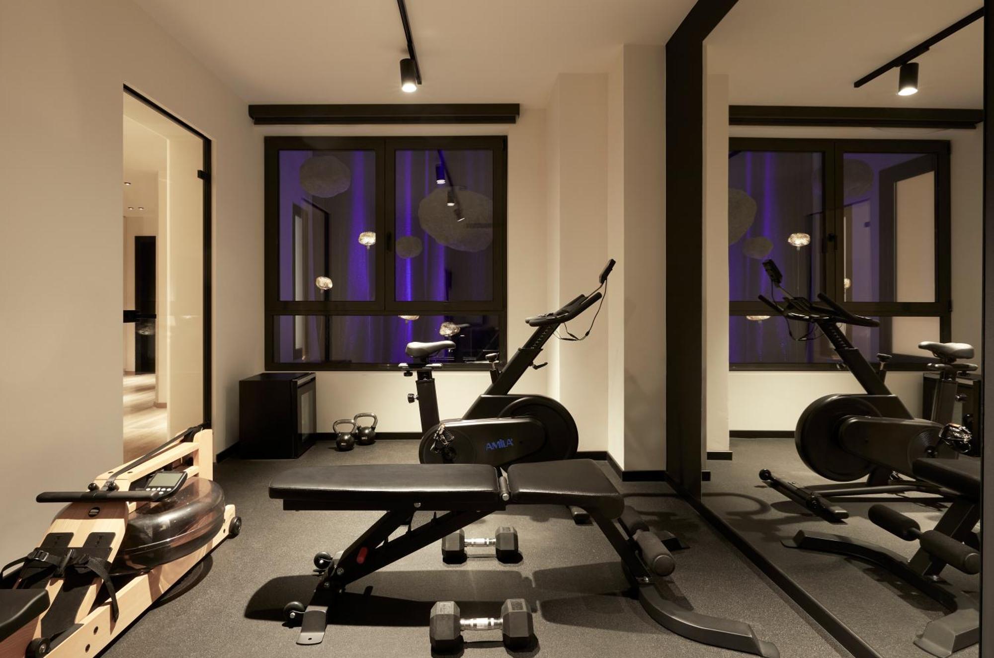 Athens Woo Suites Экстерьер фото