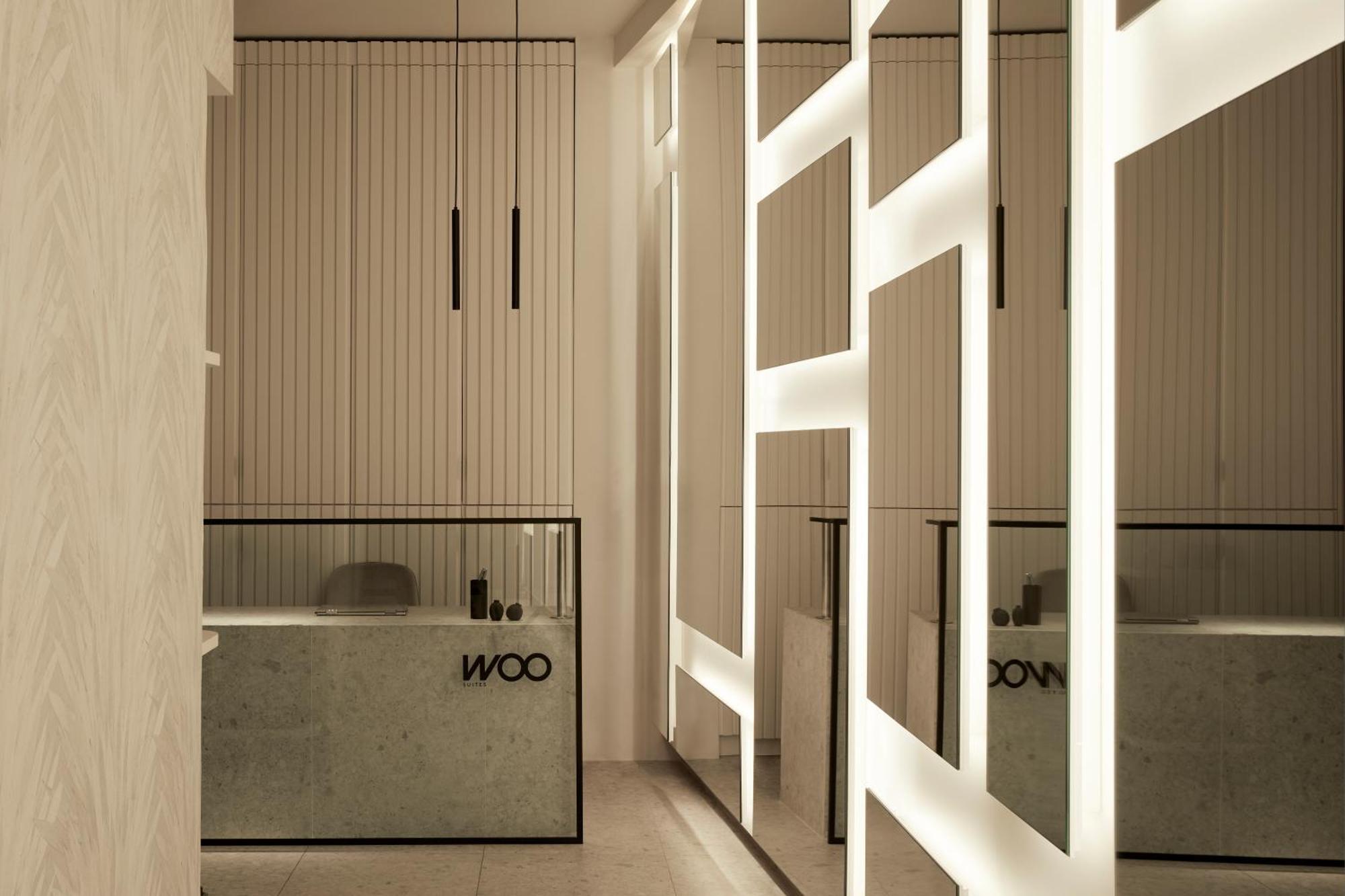 Athens Woo Suites Экстерьер фото