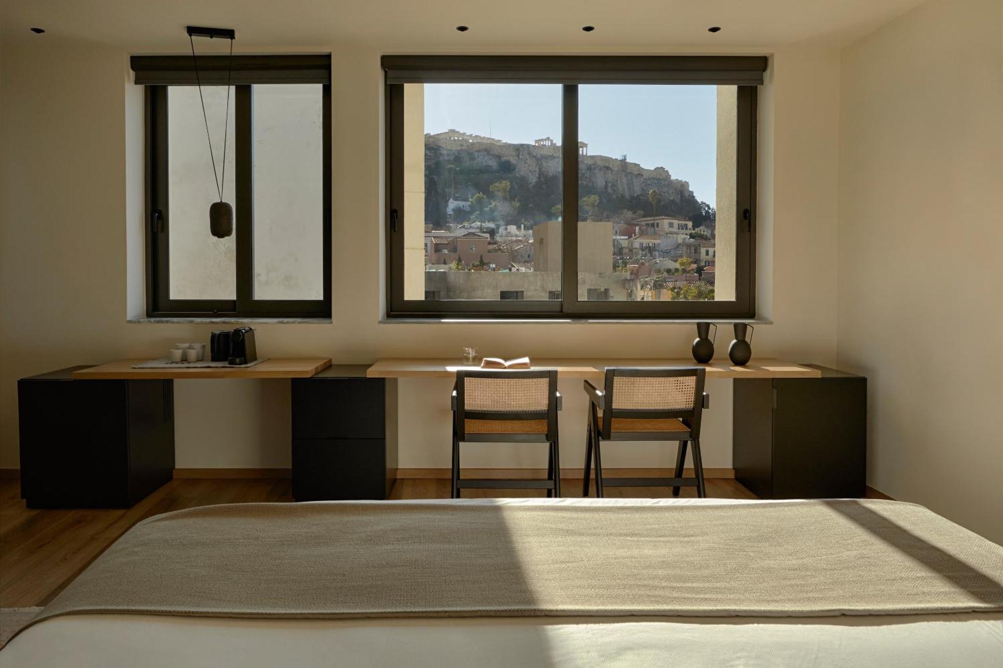 Athens Woo Suites Экстерьер фото